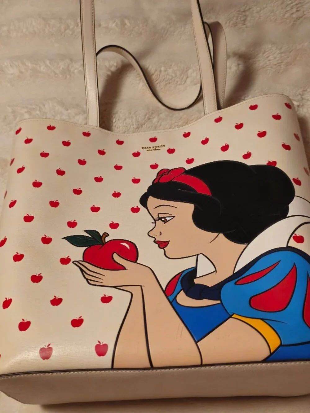 Snow white kate spade purse